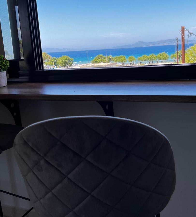 Odyssea Top View & Hot Jacuzzi Front Beach Kremastí Dış mekan fotoğraf