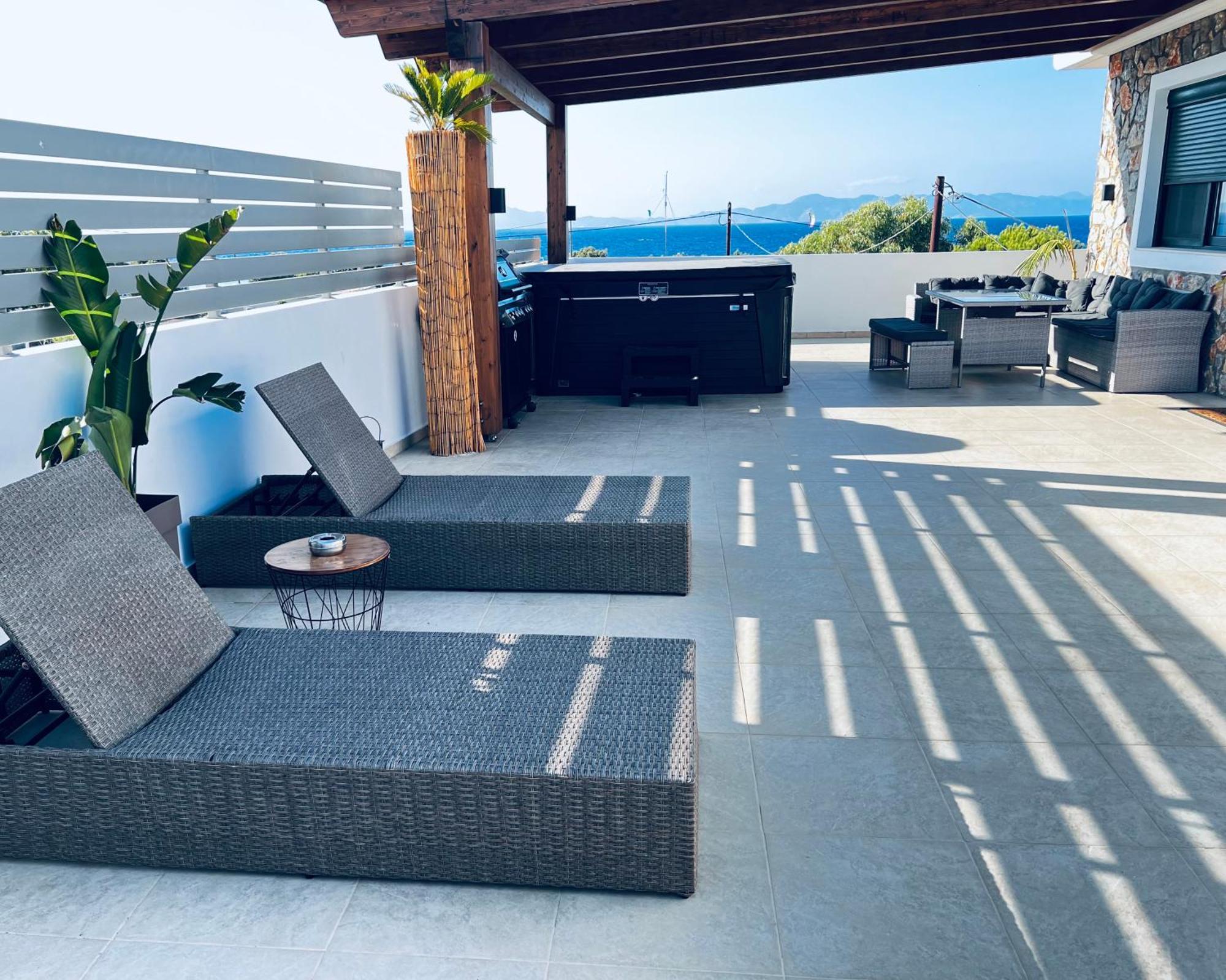Odyssea Top View & Hot Jacuzzi Front Beach Kremastí Dış mekan fotoğraf