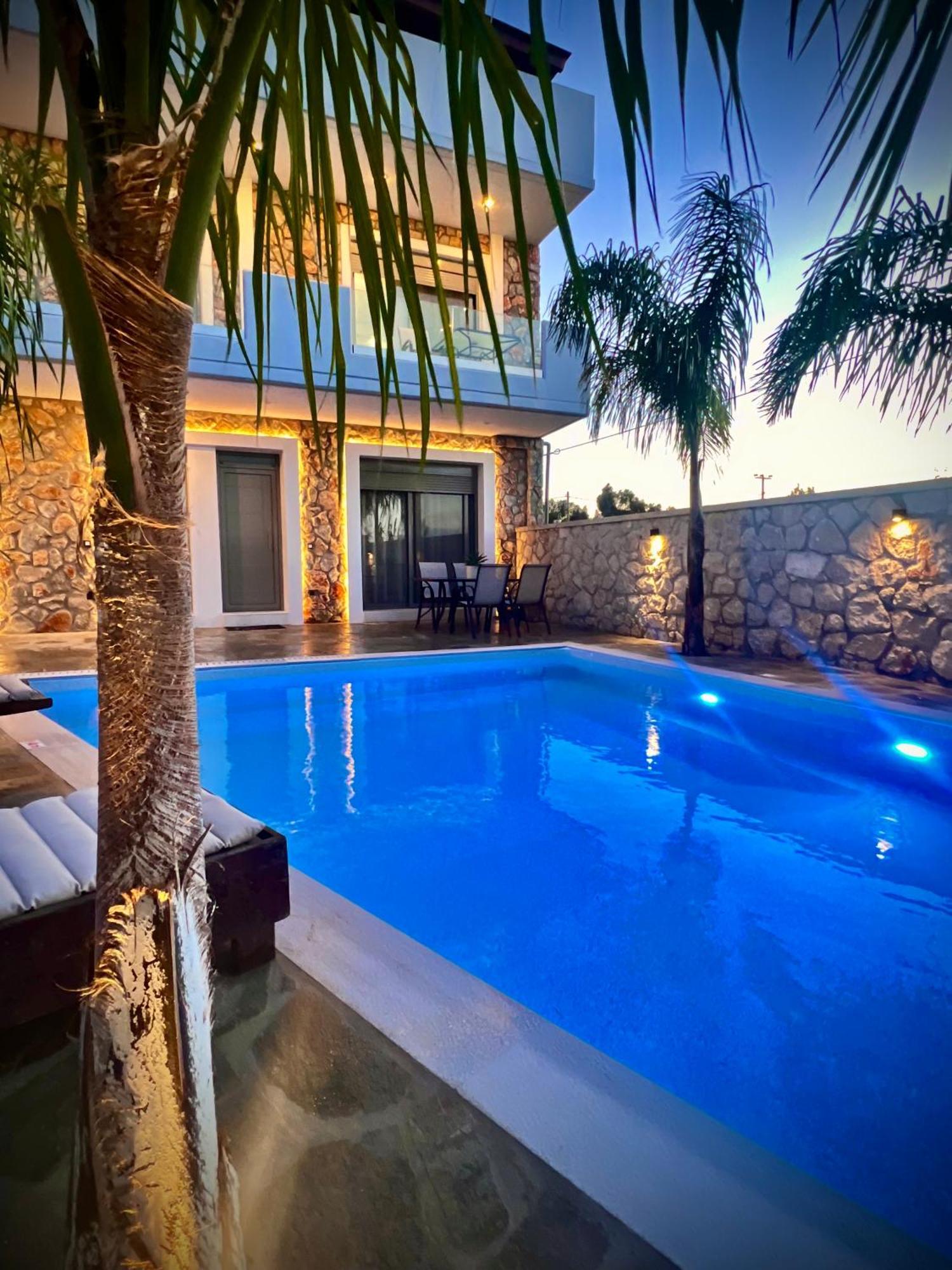 Odyssea Top View & Hot Jacuzzi Front Beach Kremastí Dış mekan fotoğraf